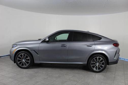 2025 BMW X6 xDrive40i