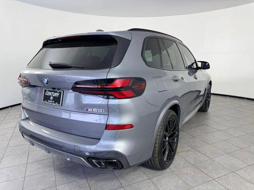 Skyscraper Grey Metallic 2026 BMW X5 M60i