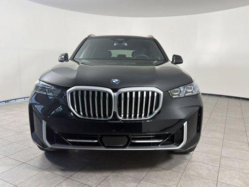 Black 2026 BMW X5 xDrive40i