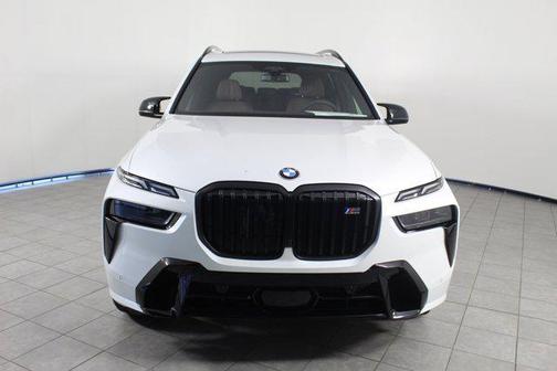 2026 BMW X7 M60i