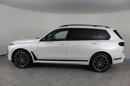 2026 BMW X7 M60i