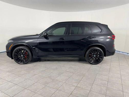 Black Sapphire Metallic 2026 BMW X5 sDrive40i