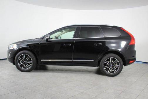 2016 Volvo XC60 T5 Drive-E Premier