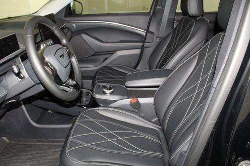 2024 Ford Mustang Mach-E Select