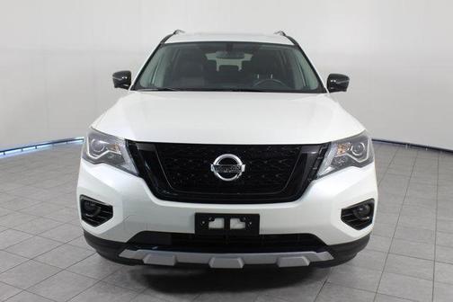 2019 Nissan Pathfinder SL