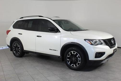 2019 Nissan Pathfinder SL