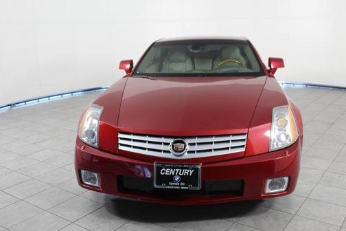 2004 Cadillac XLR Base