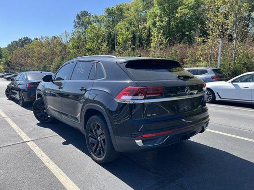 2022 Volkswagen Atlas Cross Sport 3.6L V6 SE w/Technology