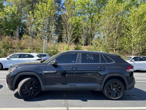 2022 Volkswagen Atlas Cross Sport 3.6L V6 SE w/Technology
