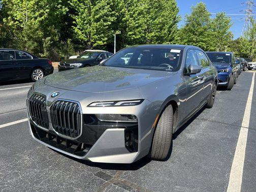 2024 BMW 740 i xDrive