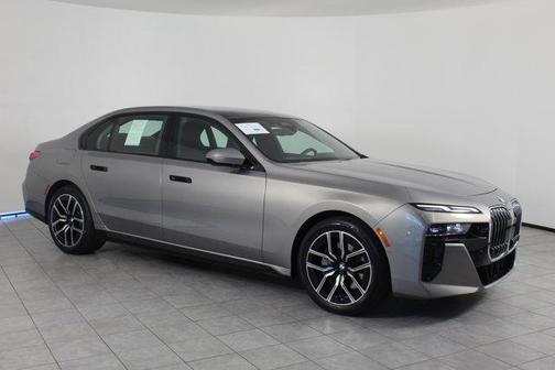 2024 BMW 740 i xDrive