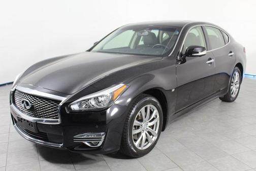 2015 INFINITI Q70 3.7X