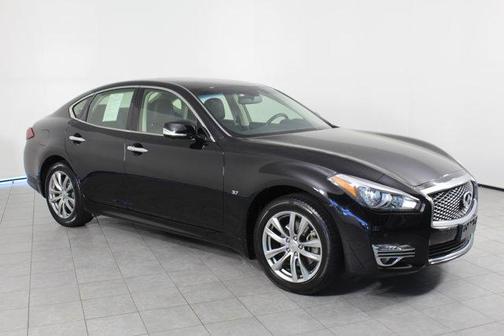 2015 INFINITI Q70 3.7X