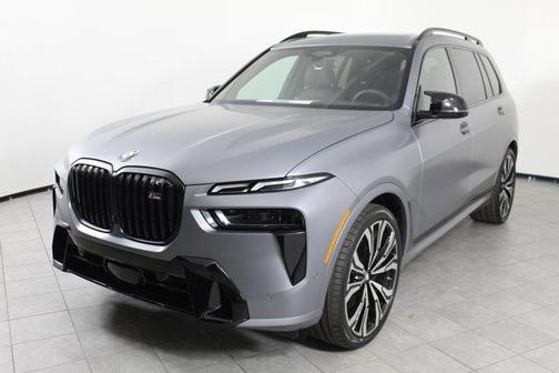 2025 BMW X7 M60i