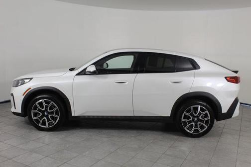 2025 BMW X2 xDrive28i