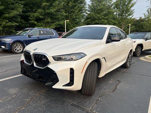 2025 BMW X6 M60i