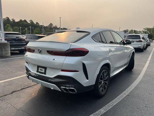 2025 BMW X6 M60i