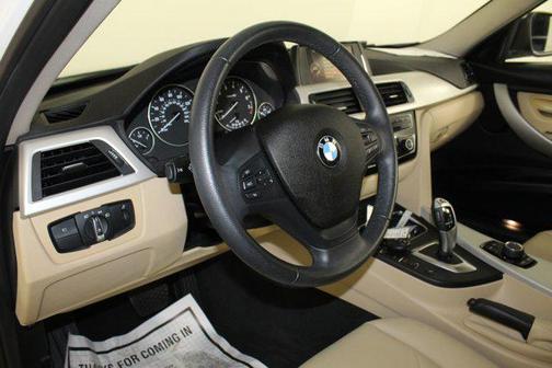 2017 BMW 320 i