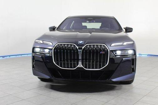 2026 BMW i7 M70