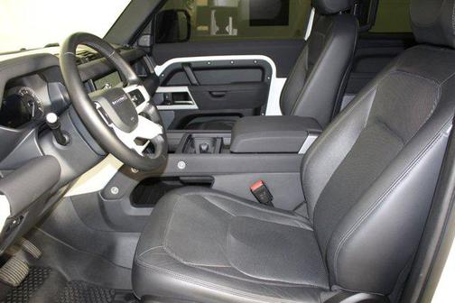 2023 Land Rover Defender 90 S