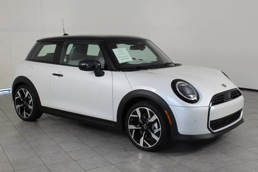 2025 MINI Hardtop Cooper