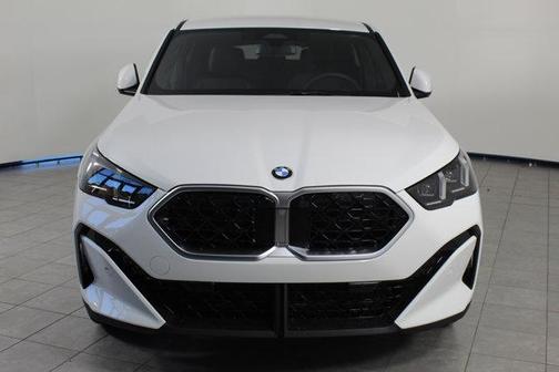 2025 BMW X2 xDrive28i