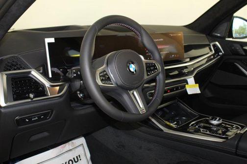 2026 BMW X7 M60i