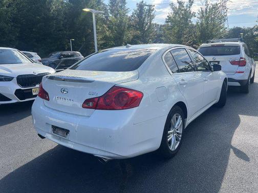 2013 INFINITI G37x Base