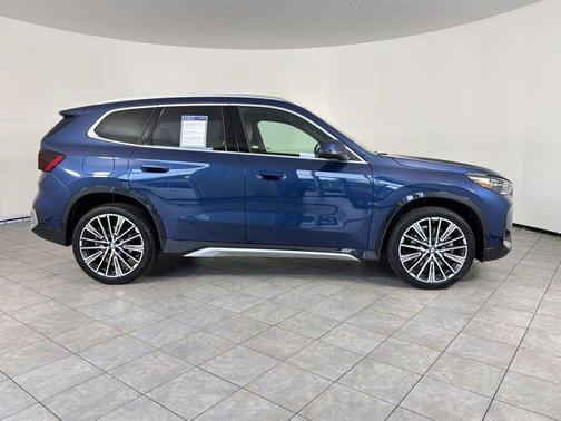 Phytonic Blue Metallic 2025 BMW X1 xDrive28i