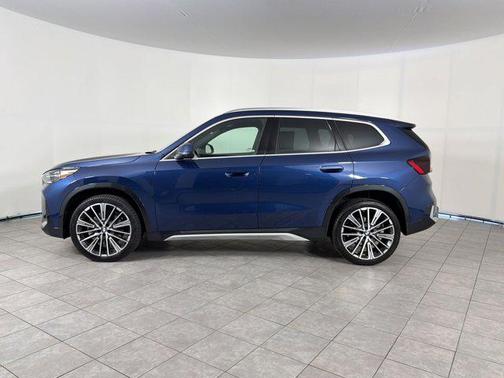 Phytonic Blue Metallic 2025 BMW X1 xDrive28i