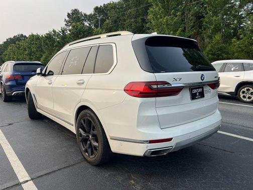2022 BMW X7 xDrive40i