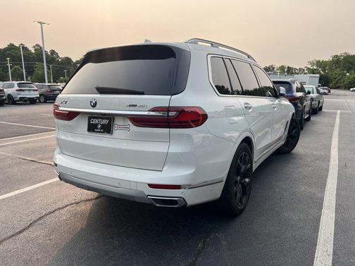 2022 BMW X7 xDrive40i