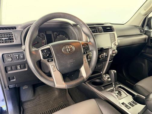 Midnight Black Metallic 2020 Toyota 4Runner TRD Off Road Premium