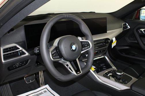 2025 BMW 230 i