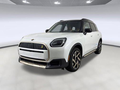 Nanuq White Metallic 2025 MINI Countryman Cooper S ALL4