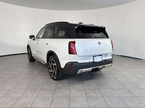Nanuq White Metallic 2025 MINI Countryman Cooper S ALL4