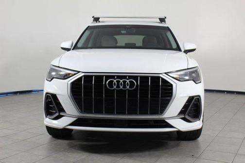 2022 Audi Q3 45 S line Premium