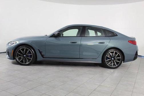 2025 BMW M440 i
