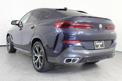 2024 BMW X6 M60i