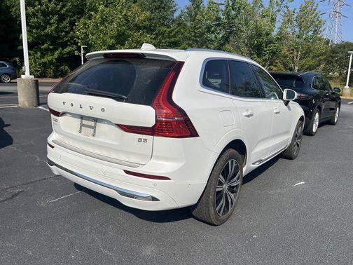 2022 Volvo XC60 B5 Inscription