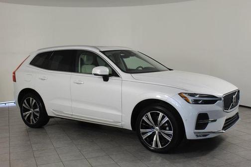 2022 Volvo XC60 B5 Inscription