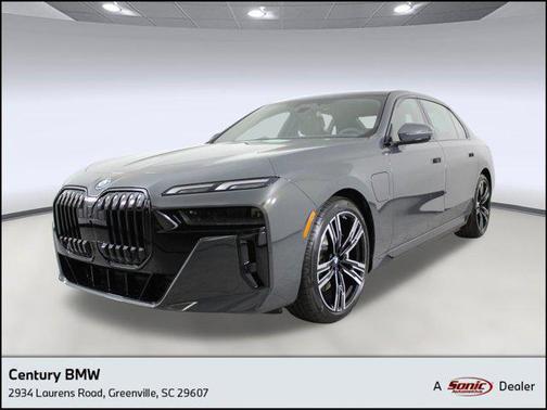 2026 BMW 750e i xDrive