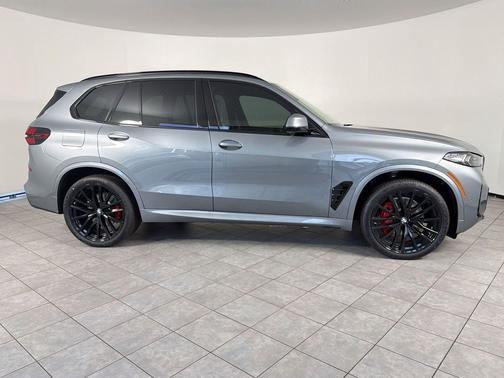 Skyscraper Grey Metallic 2026 BMW X5 sDrive40i