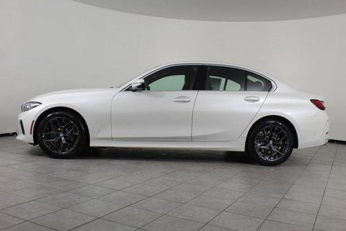 2025 BMW 330 i xDrive