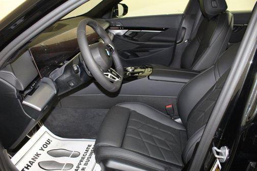 2025 BMW 530 i