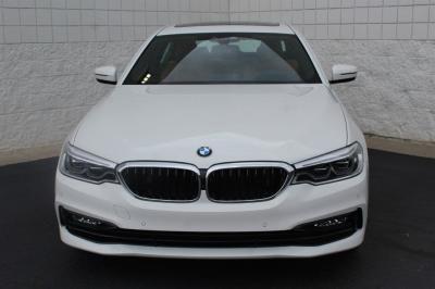 2018 BMW 540 540i