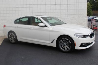 2018 BMW 540 540i