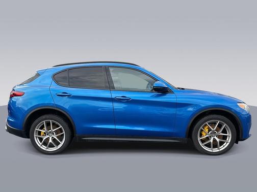 2018 Alfa Romeo Stelvio Ti Sport