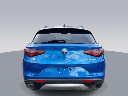 2018 Alfa Romeo Stelvio Ti Sport