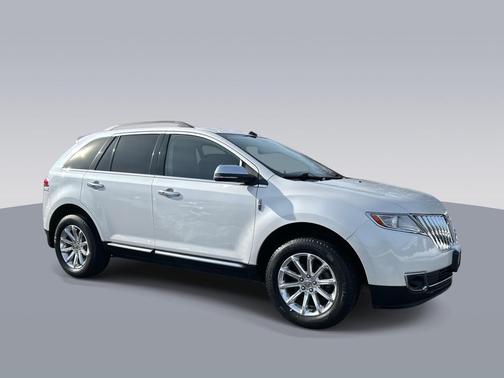 2014 Lincoln MKX Base